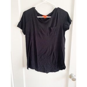 Simple Chic Black T with Breast Pocket